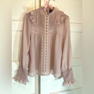 Chic blush blouse